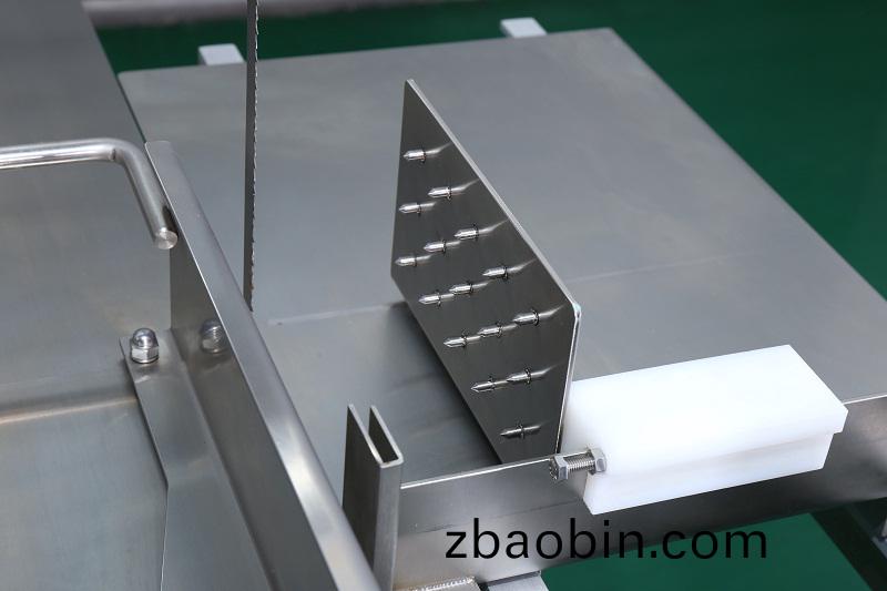 锯骨机 锯骨(gu)机